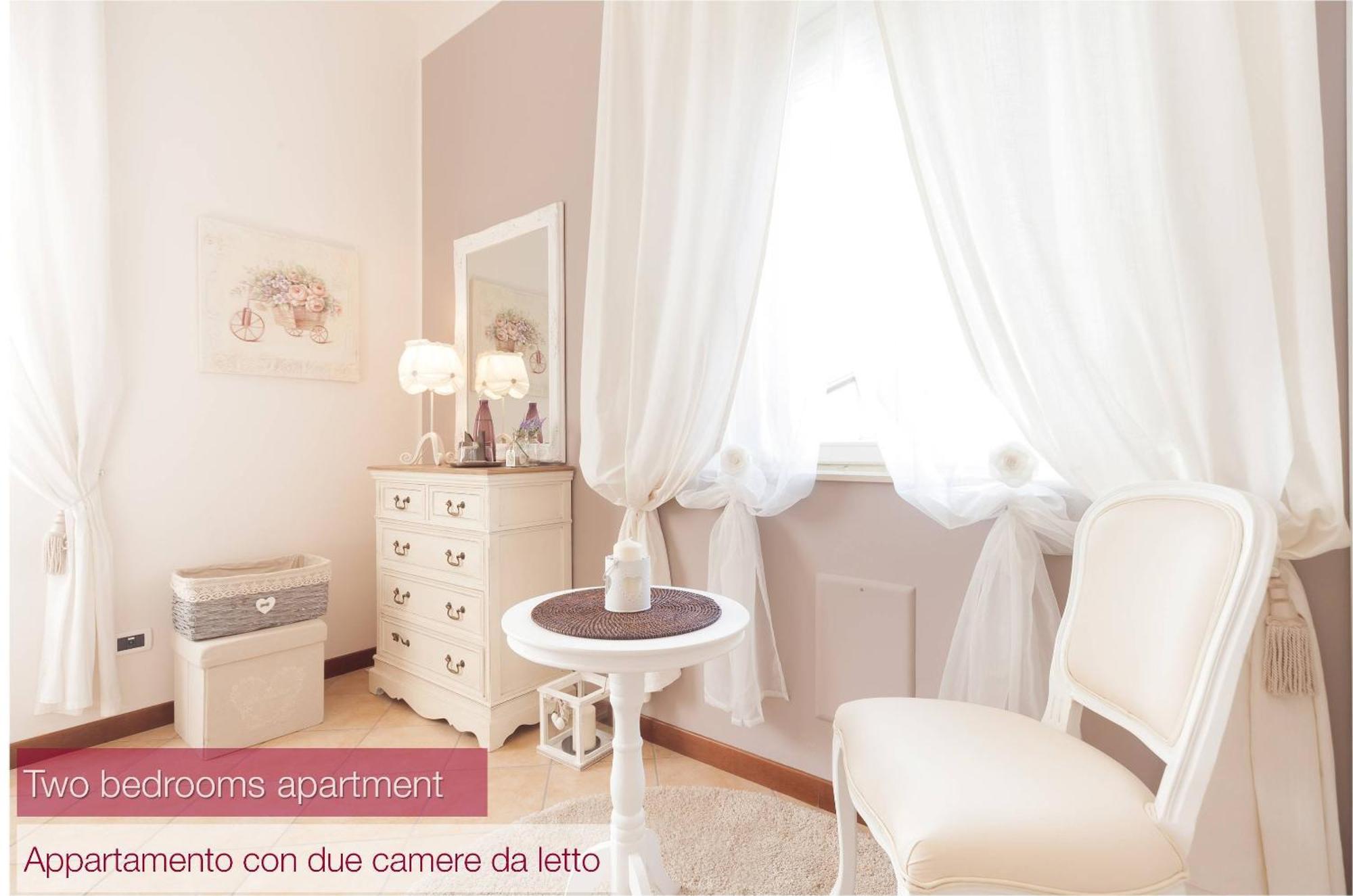 Nina Guest House Longare Rom bilde