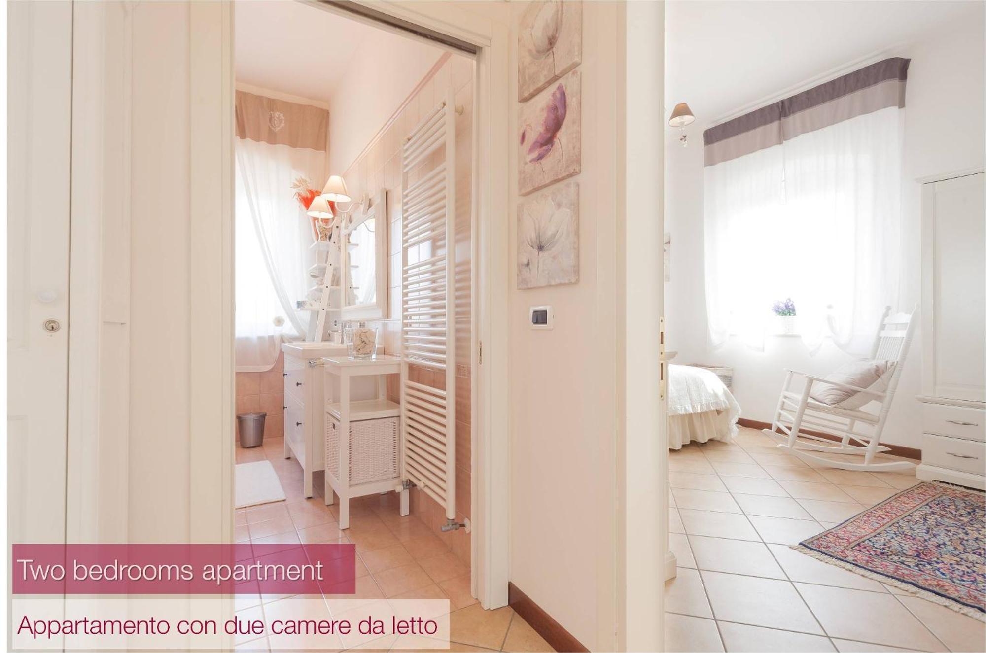 Nina Guest House Longare Rom bilde