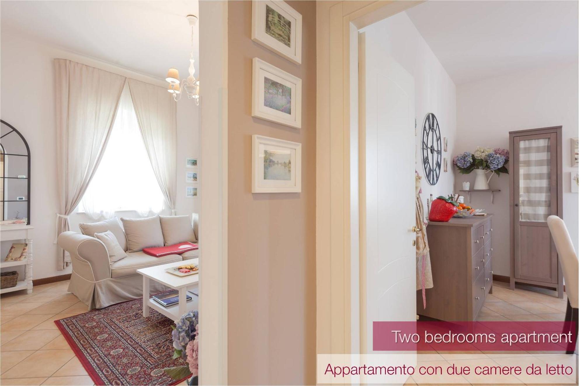 Nina Guest House Longare Rom bilde
