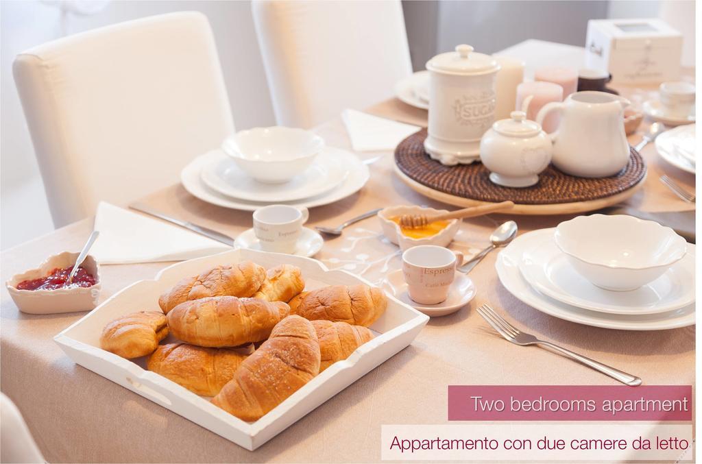 Nina Guest House Longare Rom bilde